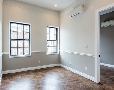 77 Graham Avenue - Photo Thumbnail 10