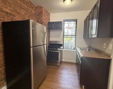329 Union Street - Photo Thumbnail 1