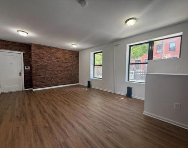 329 Union Street - Photo Thumbnail 2