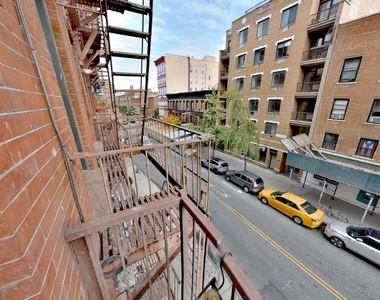 Avenue B - Photo Thumbnail 10