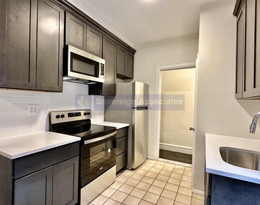 209 West 108th Street - Photo Thumbnail 1