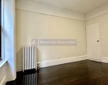 209 West 108th Street - Photo Thumbnail 4