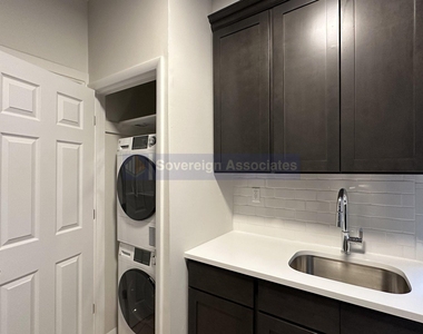 209 West 108th Street - Photo Thumbnail 8