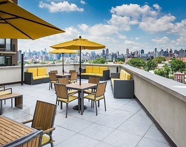 21st St. - Photo Thumbnail 3
