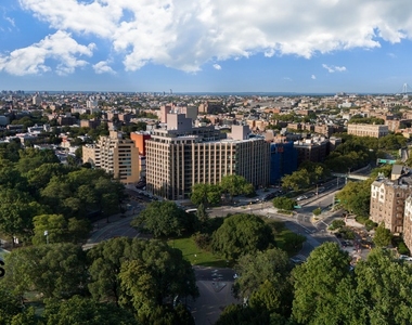 Ocean Parkway - Photo Thumbnail 10