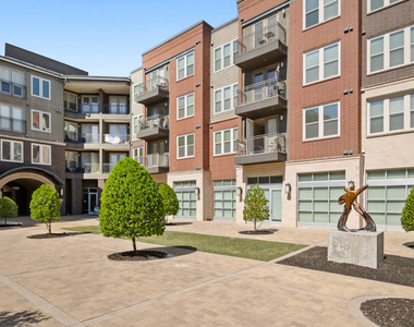 1111 S Main St - Photo Thumbnail 38