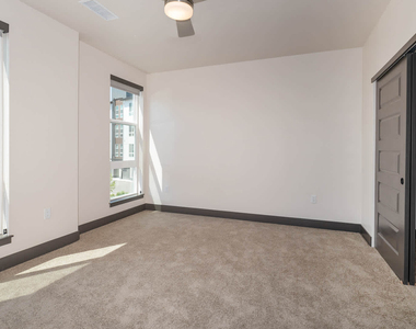 11700 E 26th Ave - Photo Thumbnail 18