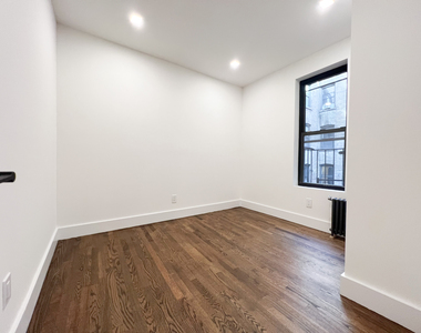 3139 Broadway - Photo Thumbnail 5