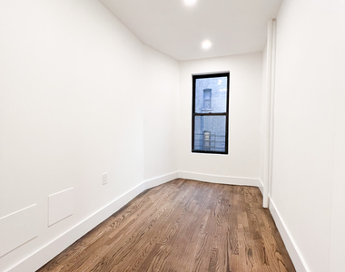 3139 Broadway - Photo Thumbnail 9