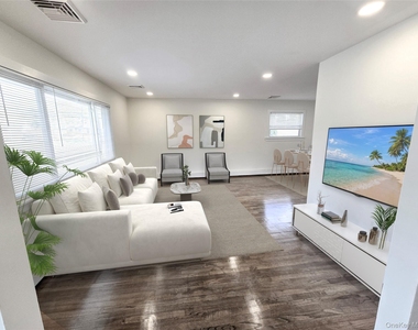 90 Blue Point Road - Photo Thumbnail 4