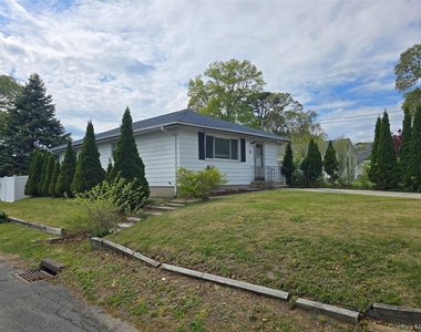 90 Blue Point Road - Photo Thumbnail 1