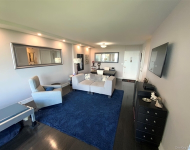 27010 Grand Central Parkway - Photo Thumbnail 6