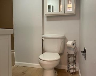 38a Linwood Road N - Photo Thumbnail 6