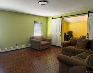 14 Allen Lane - Photo Thumbnail 7