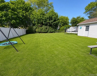 5 Regina Street - Photo Thumbnail 16