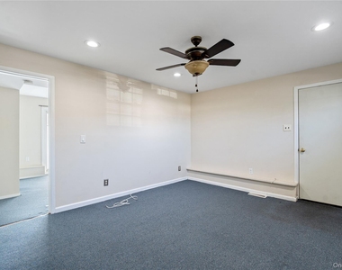 445 S Wellwood Avenue - Photo Thumbnail 5