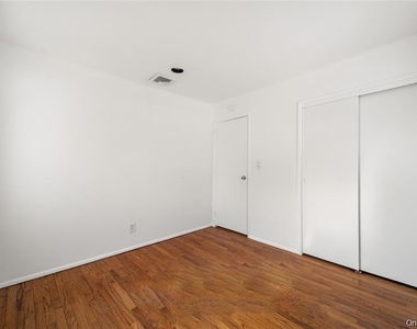 24 Elderberry Road - Photo Thumbnail 11