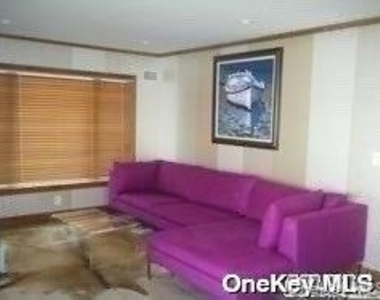 193 Coronado Street - Photo Thumbnail 4