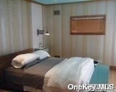 193 Coronado Street - Photo Thumbnail 3