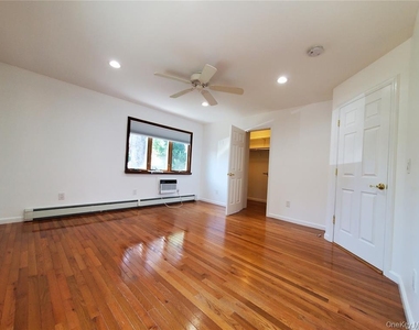 123 Maple Avenue - Photo Thumbnail 6