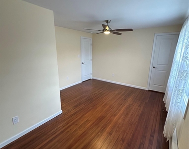 5 Ashwood Road - Photo Thumbnail 11