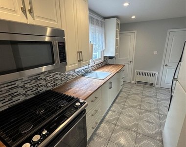 5 Ashwood Road - Photo Thumbnail 5