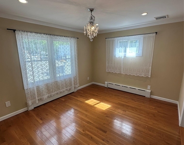 5 Ashwood Road - Photo Thumbnail 7