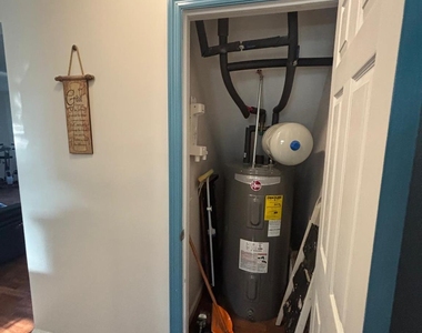 938 Scherger Avenue - Photo Thumbnail 11