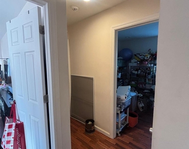 938 Scherger Avenue - Photo Thumbnail 17