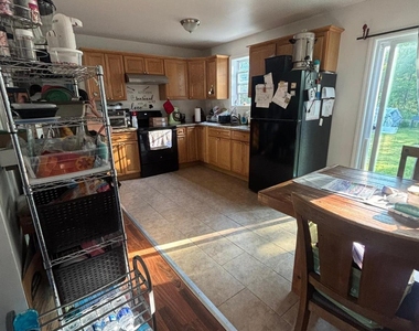 938 Scherger Avenue - Photo Thumbnail 3