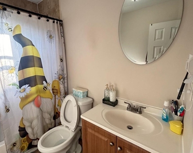 938 Scherger Avenue - Photo Thumbnail 16