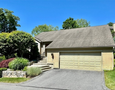 848 Heritage Hills - Photo Thumbnail 2