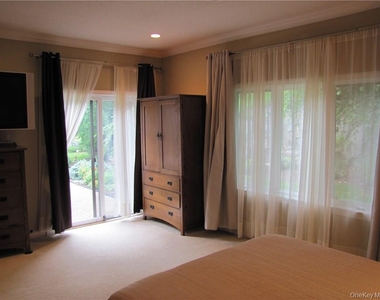 848 Heritage Hills - Photo Thumbnail 15