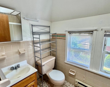 196-42 44th Avenue - Photo Thumbnail 7