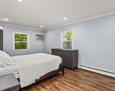 55 Warwick Road - Photo Thumbnail 17