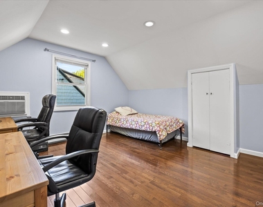 55 Warwick Road - Photo Thumbnail 22