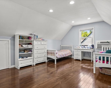55 Warwick Road - Photo Thumbnail 21