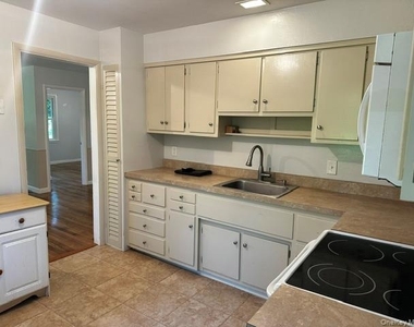 97 Cold Spring Road - Photo Thumbnail 6