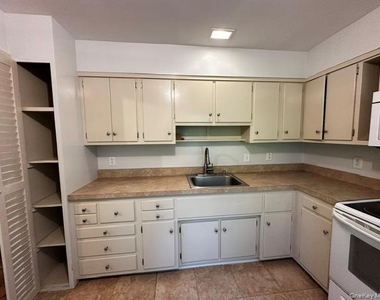 97 Cold Spring Road - Photo Thumbnail 8