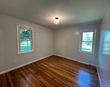 97 Cold Spring Road - Photo Thumbnail 11