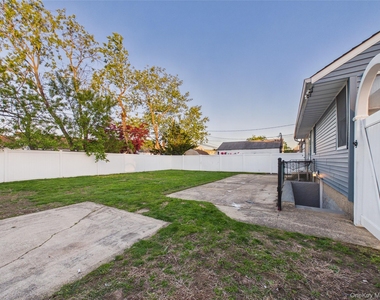 9 Ferndale Drive - Photo Thumbnail 30