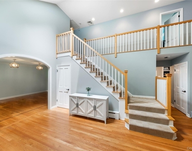 3 Breckenridge Road - Photo Thumbnail 1