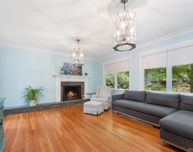 3 Breckenridge Road - Photo Thumbnail 12