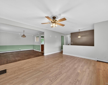 76 Maureen Drive - Photo Thumbnail 8