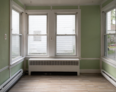 133 Union Street - Photo Thumbnail 5