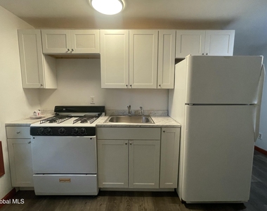 26 Grand Street - Photo Thumbnail 3