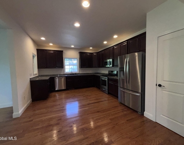 283 Sugar Hill Road - Photo Thumbnail 5