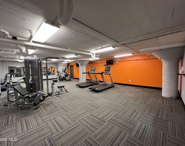 733 Broadway - Photo Thumbnail 21