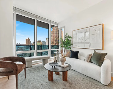 306 West 48th Street - Photo Thumbnail 1