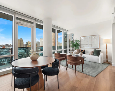 306 West 48th Street - Photo Thumbnail 8